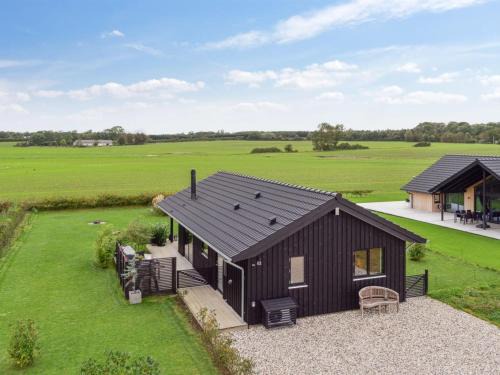 Odder House | Holiday Home Brothir - 500m from the sea by Interhome