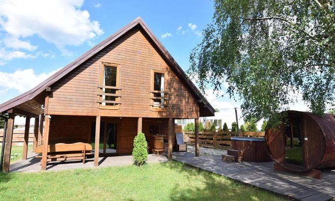 Nadole House | Holiday Home by Lake Zarnowieckie with Sauna