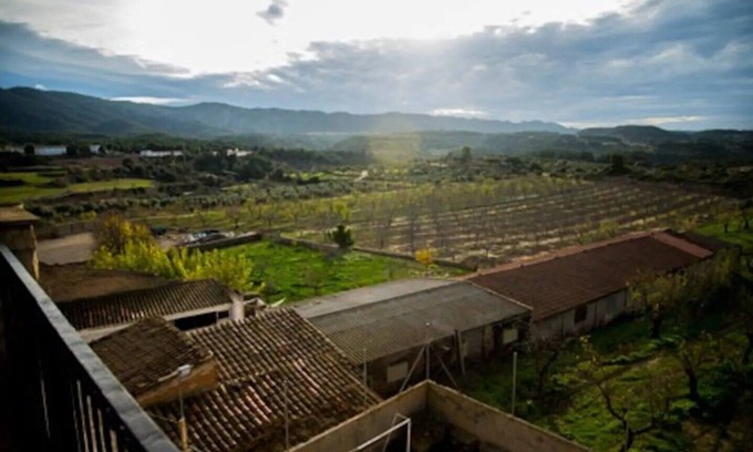 El Vilosell House | Holiday home - Cal Conxé