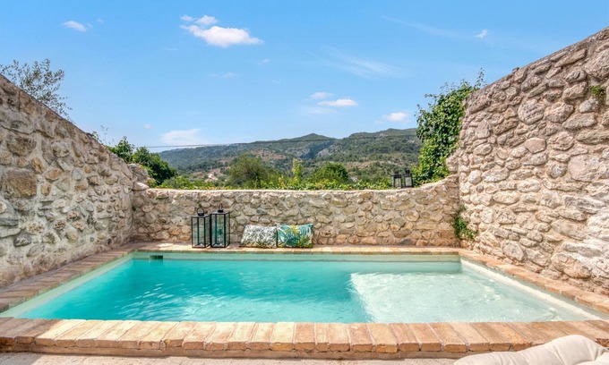 Beniali House | Holiday Home 'Calapasita28' with Mountain View and Wi-Fi