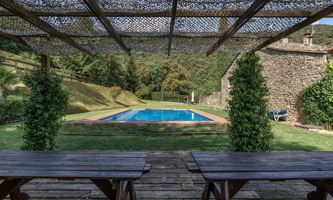 Merlant House | Holiday Home 'Can Soler De Merlant 2' with Mountain Views, Shared Pool and Wi-Fi