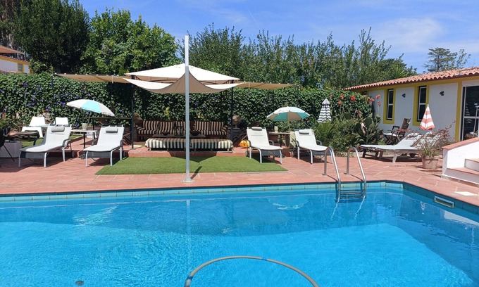 Nossa Senhora do Pranto House | Holiday Home "Casa Do Campo Dornes Um" with Shared Pool, Shared Garden & Wi-Fi