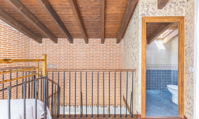 El Bohodon House | Holiday Home 'Casa El Prejon' with Private Terrace and Private Garden