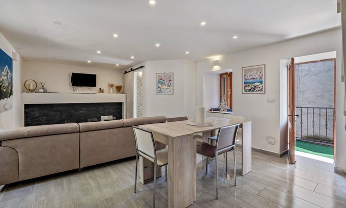 Balmuccia House | Holiday Home 'Casa Giulia Balmuccia' with Balcony and Wi-Fi