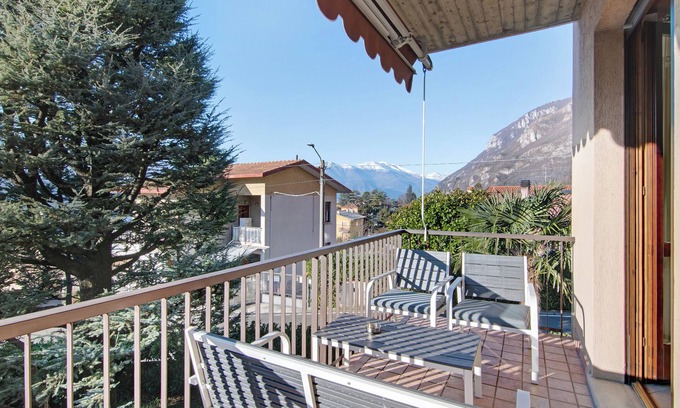 Lierna House | Holiday Home "Casa Lierna" with Private Terrace, Balcony and Wi-Fi