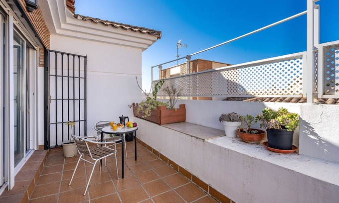 Beiro House | Holiday Home 'Casa Mirador Alquería' with Shared Pool, Wi-Fi and Air Conditioning