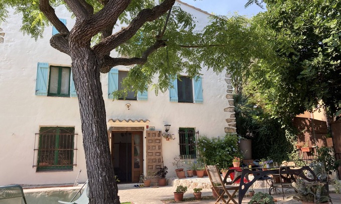 Olivella House | Holiday Home 'Casa Olivella' with Private Pool, Private Terrace and Wi-Fi