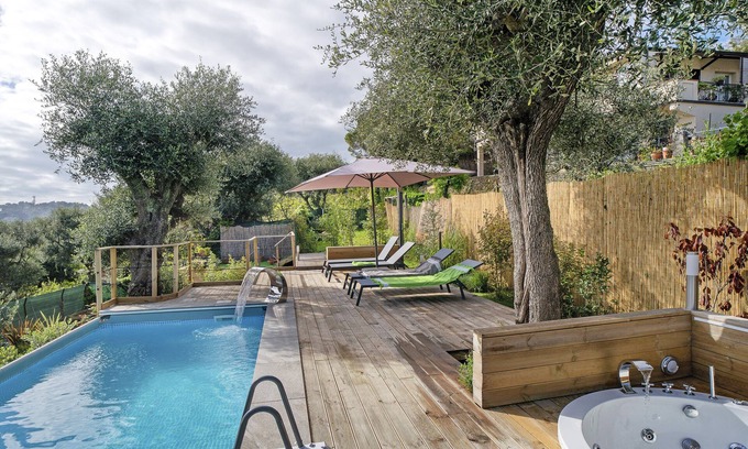 Gorleri House | Holiday Home 'Casa Persi' with Sea View, Wi-Fi and Air Conditioning