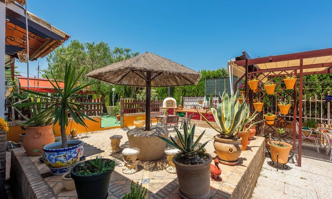 Ecija House | Holiday Home "Casa Rural Cactus" with Private Pool & Wi-Fi