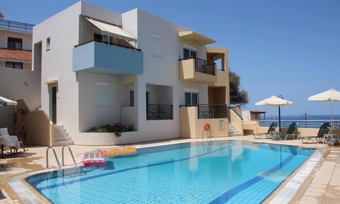 Sfakaki Apartment | Holiday home complex with pool, close to the sea, wifi | Sfakaki, Crete