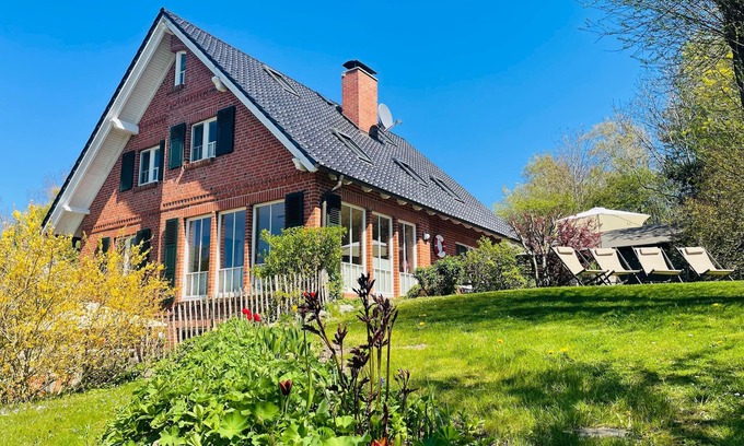 Glowe House | Holiday home Dat Klinkerhus