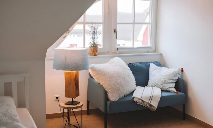 Stove House | Holiday Home 'Ferienhaus Mühlenperle' with Private Terrace, Private Garden and Wi-Fi