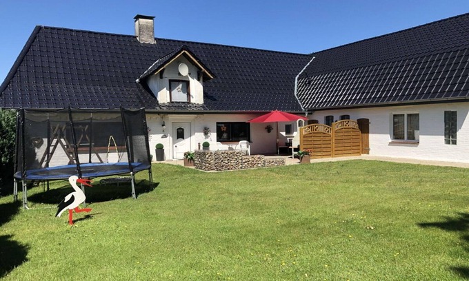 Wittbek Apartment | Holiday home near Husum (secluded)