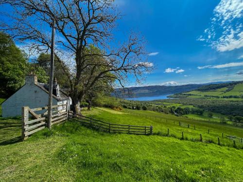 East Lewiston House | Holiday Home East Balcraggan by Interhome