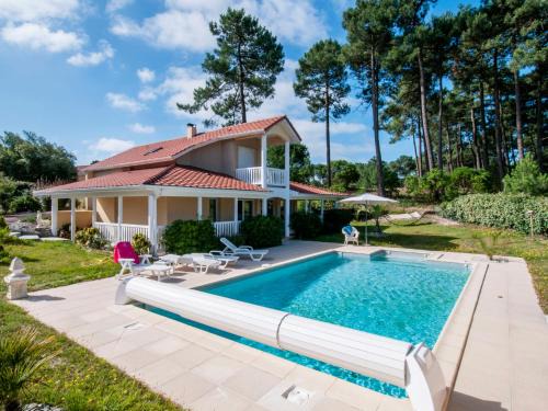 Lacanau-Ocean House | Holiday Home Eden Parc by Interhome