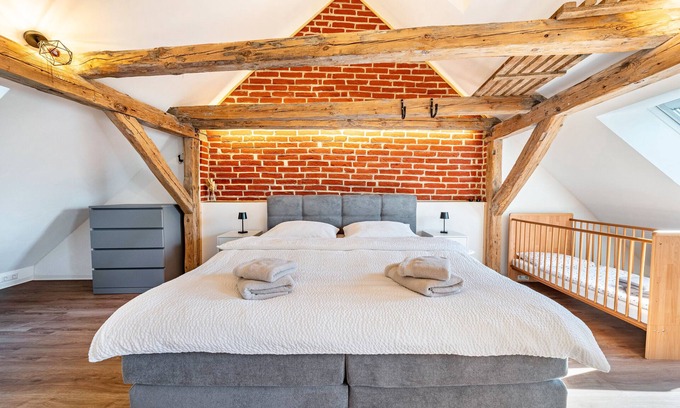 Nikolaivorstadt House | Holiday Home 'Feriehaus1856de Mit Sauna' with Shared Garden and Wi-Fi