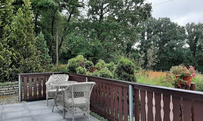 Gerstungen House | Holiday Home 'Ferienhaus Wünschmann' with Private Terrace, Private Garden and Wi-Fi