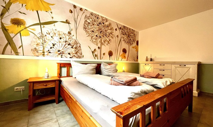 Schierke House | Holiday Home 'Ferienwohnung Waldliebe' with Private Terrace and Wi-Fi