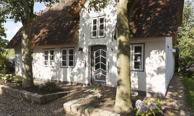 Oevenum House | Holiday home for 5 guests with 85m² in Oevenum (52106)