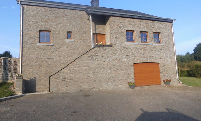 Engreux House | Holiday home for rent