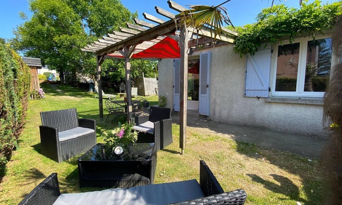 Donville-les-Bains House | Holiday Home near Donville-les-Bains Beach