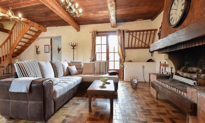 Felines-Minervois House | Holiday Home in Félines-Minervois with Pool