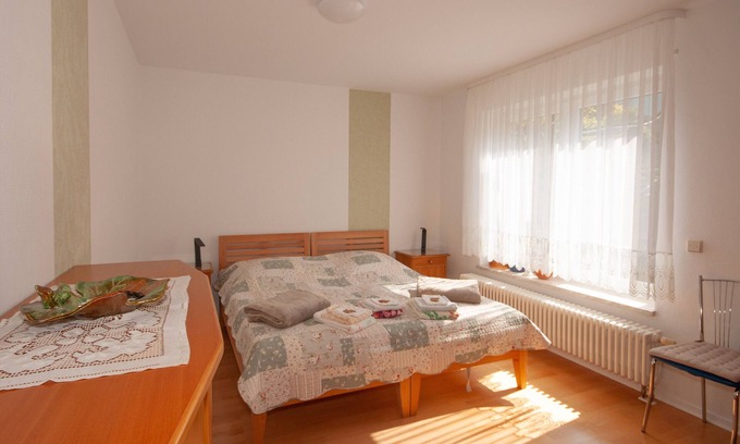 Templin House | Holiday Home 'Grün' with Shared Terrace and Wi-Fi