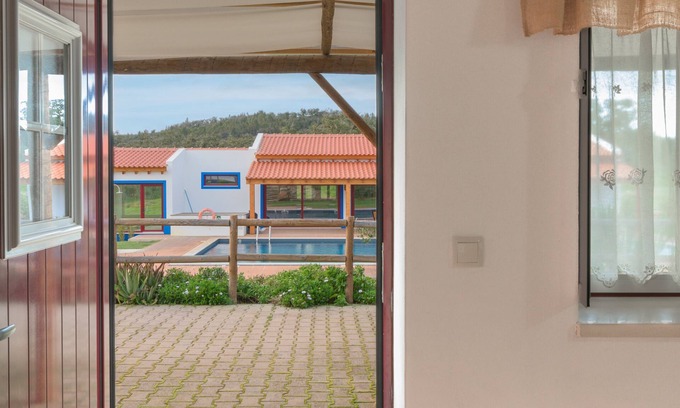 Sao Luis Apartment | Holiday Home 'Gui' with Mountain View, Wi-Fi and Air Conditioning