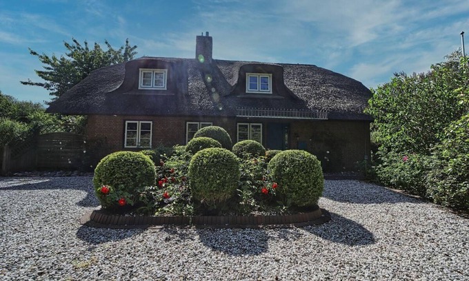 Nebel House | Holiday home Haus unter Reet