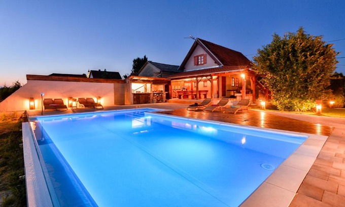 Selnica Villa | Holiday Home Dika