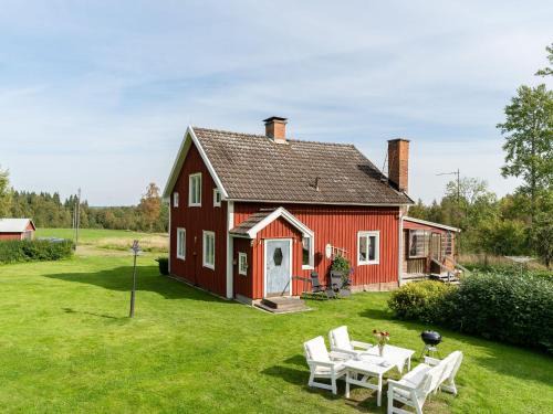 Mullsjo House | Holiday Home Hultet by Interhome