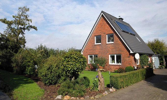 Hillgroven House | holiday home 'Hus An Diek' with Shared Garden and Wi-Fi