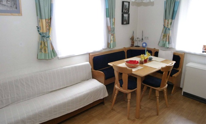 Sirnitz-Sonnseite House | Holiday home in Deutsch-Griffen near Woerthersee