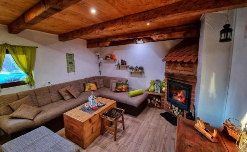 Tounj House | Holiday Home Ico