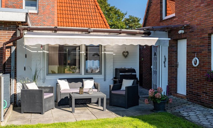 Caciliengroden House | Holiday Home "Ihme" with Shared Garden & Wi-Fi
