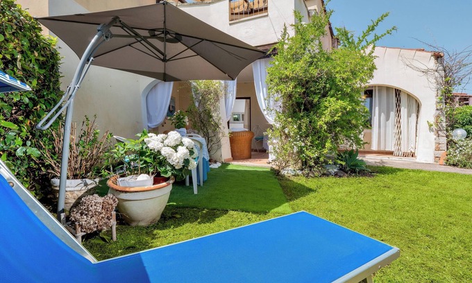 Porto Ottiolu House | Holiday Home "Il Giardino di Viola" with Garden, Terrace & A/C