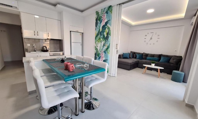 Limenas Chersonisou Apartment | Holiday Home in a great location! Welcome to Crete!