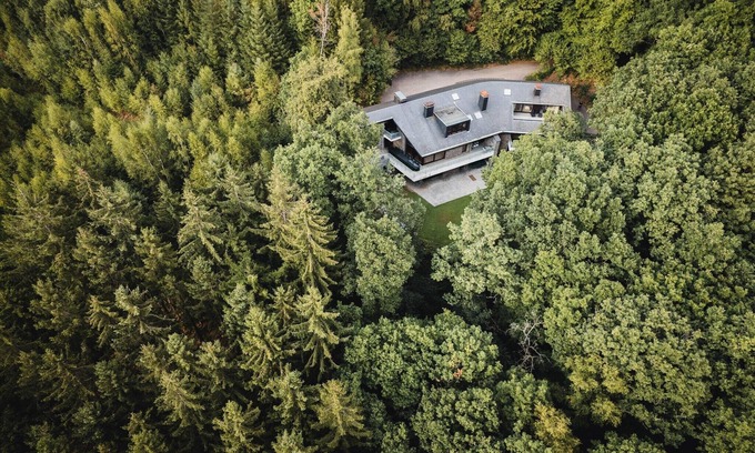 Chodes Villa | Holiday Home in Ardennes with Heated Pool