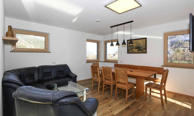 Distelberg Apartment | Holiday Home in Aschau near Climbing Center