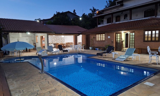 Portao House | Holiday Home in Atibaia