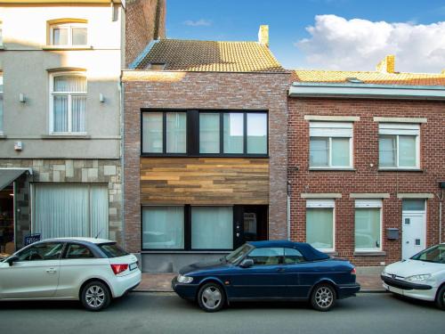 Roesbrugge-Haringe House | Holiday Home in Roesbrugge with Sauna