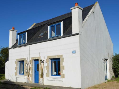 Locquirec House | Holiday Home in Brittany near Sandy Beaches