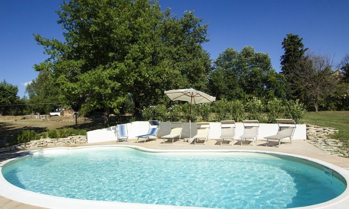 Cossignano House | Holiday Home in Cossignano with Pool