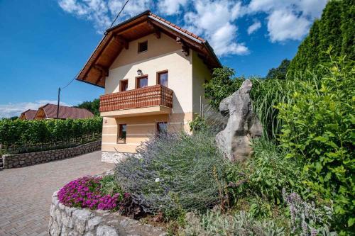 Trebnje House | Holiday home in Dobrnic - Dolenjska & Bela krajina Unter- & Weißkrain 26093