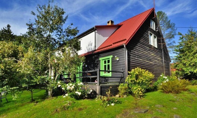 gmina Polanow Villa | Holiday Home in Forest near Łazy Beach