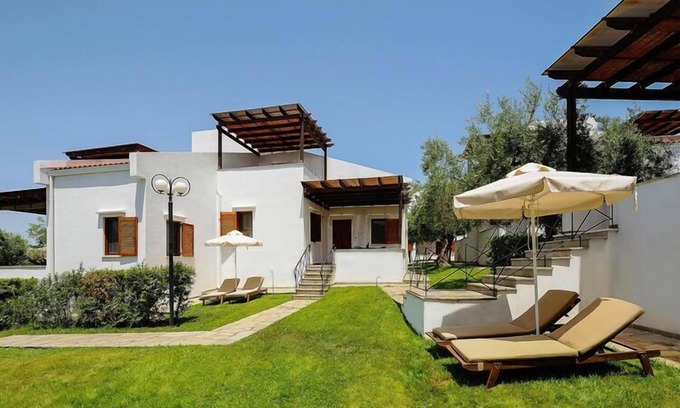 Gerakini House | Holiday home in Gerakini with a sea view