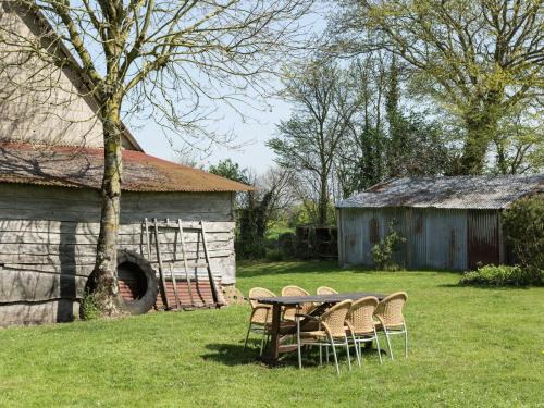 Gouvets House | Holiday Home in Gouvets near Normandy Coast, cleaning included