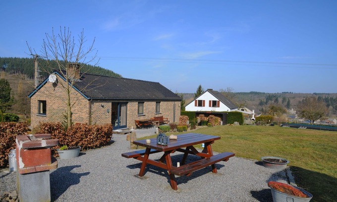 Hotton House | Holiday Home in Hampteau near River Ourthe