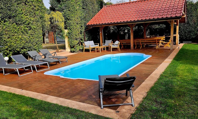 Kolczewo House | Holiday Home in Kolczewo near Baltic Sea