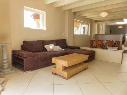 Loupia House | Holiday Home in Loupia with Private Pool